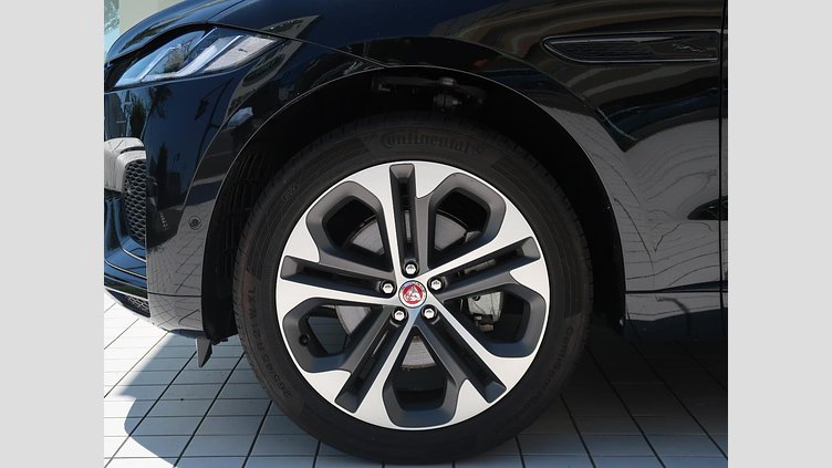 2022 認定中古車 Jaguar F-Pace サントリーニブラック D204 AWD（オートマチック）MHEV R-DYNAMIC SE
