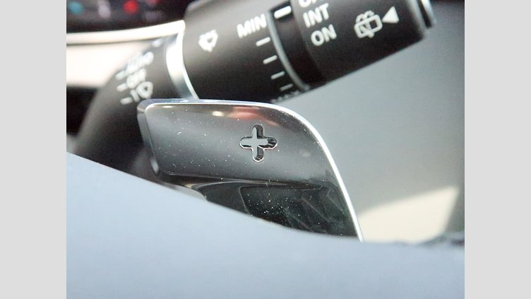 2023 認定中古車 Land Rover Range Rover Evoque アロイオスグレイ D200マイルドハイブリッド（ディーゼル） スタンダードホイールベース S