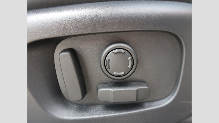 2023 認定中古車 Land Rover Range Rover Evoque アロイオスグレイ D200マイルドハイブリッド（ディーゼル） スタンダードホイールベース S