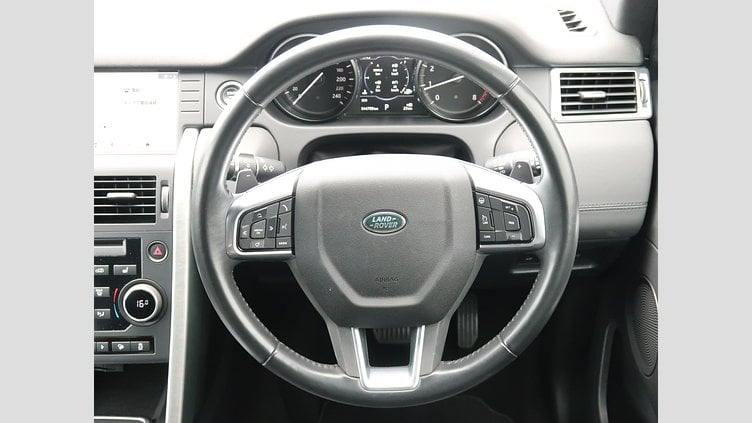 2017 認定中古車 Land Rover Discovery Sport Santorini Black 2.0 litre Si4 Petrol 7ジャーニースペシャルエディション