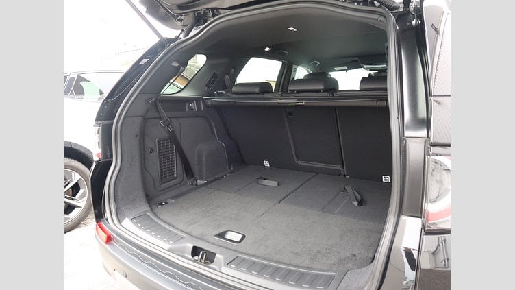 2017 認定中古車 Land Rover Discovery Sport Santorini Black 2.0 litre Si4 Petrol 7ジャーニースペシャルエディション