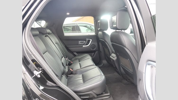 2017 認定中古車 Land Rover Discovery Sport Santorini Black 2.0 litre Si4 Petrol 7ジャーニースペシャルエディション