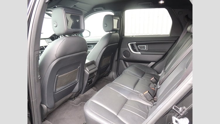 2017 認定中古車 Land Rover Discovery Sport Santorini Black 2.0 litre Si4 Petrol 7ジャーニースペシャルエディション