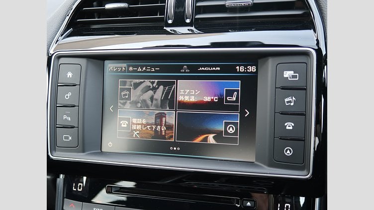 2015 認定中古車 Jaguar XE Santorini Black 20ｄ R-Spot