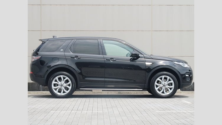 2017 認定中古車 Land Rover Discovery Sport Santorini Black 2.0 litre Si4 Petrol 7ジャーニースペシャルエディション
