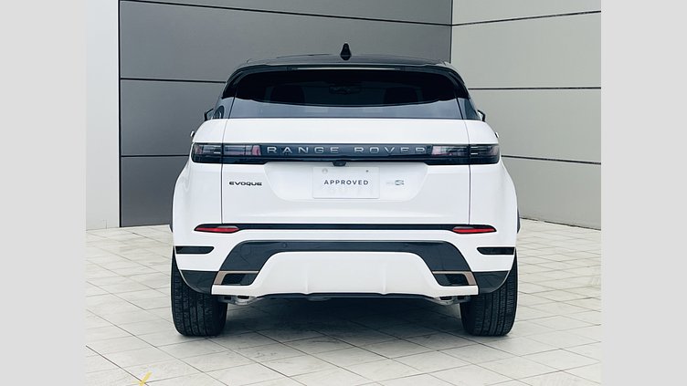 2024 認定中古車 Land Rover Range Rover Evoque Yulong White パノラミックルーフ 全席シートヒーター メリディアンサウンド ステアリングヒーター パワーテールゲート ヘッドアップディスプレイ アップルカープレイ/アンドロイドオート 置くだけ充電器 コールドクライメイトコンビニエンスパック ダイナミックHSE1.5L P300ePHEV 4WD 