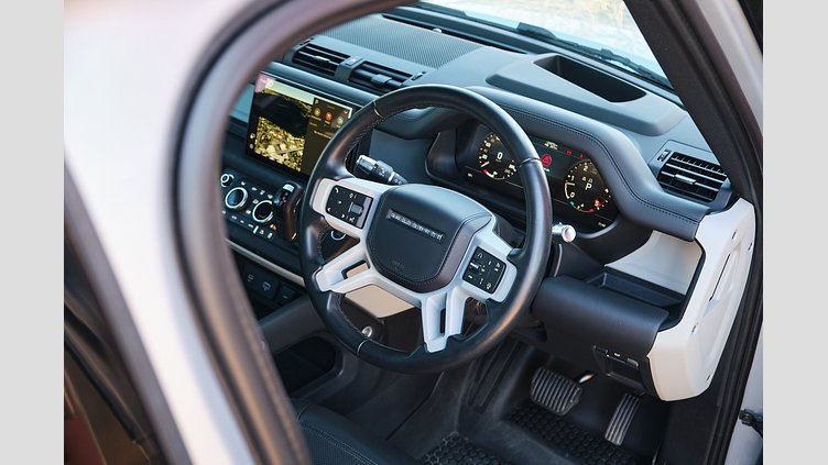 2021 Approved Land Rover Defender 110 Hakuba Silver 110 D300 HSE