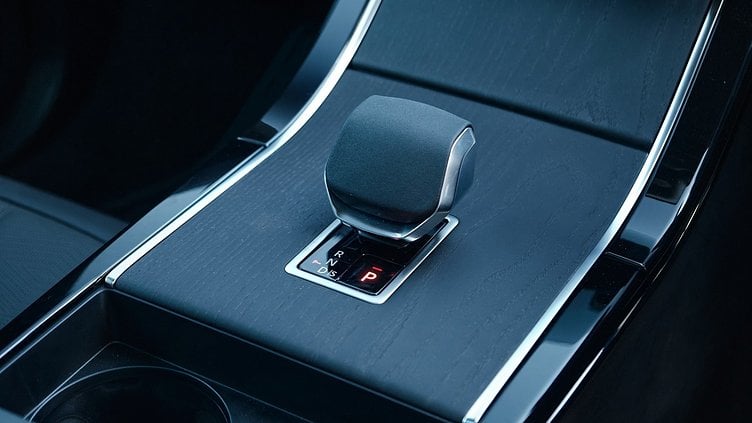 2025 Approved Land Rover Range Rover Evoque Eiger Grey P250 Dynamic HSE