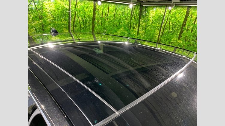 2024 認定中古車 Jaguar F-Pace Santorini Black ４WD Ｒ－ダイナミック ＳＥ Ｐ２５０