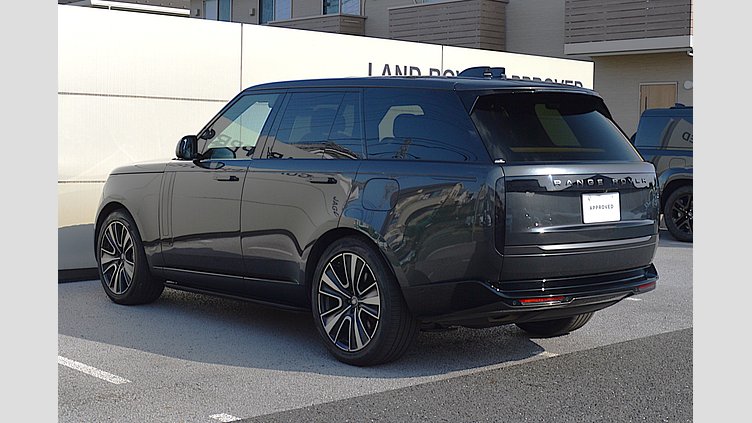 2024 認定中古車 Land Rover Range Rover シャラントグレー P550 AWD PHEV（AT） スタンダードホイールベース HSE