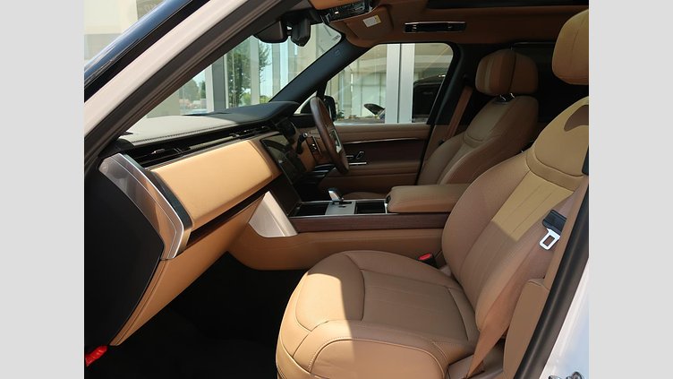 2024 認定中古車 Land Rover Range Rover Ostuni Pearl White (Hable para conocer la disponibilidad) D300 AWD MHEV（AT） AUTOBIOGRAPHY SWB