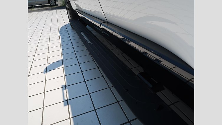 2024 認定中古車 Land Rover Range Rover Ostuni Pearl White (Hable para conocer la disponibilidad) D300 AWD MHEV（AT） AUTOBIOGRAPHY SWB