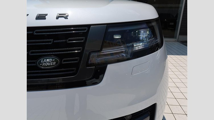 2024 認定中古車 Land Rover Range Rover Ostuni Pearl White (Hable para conocer la disponibilidad) D300 AWD MHEV（AT） AUTOBIOGRAPHY SWB