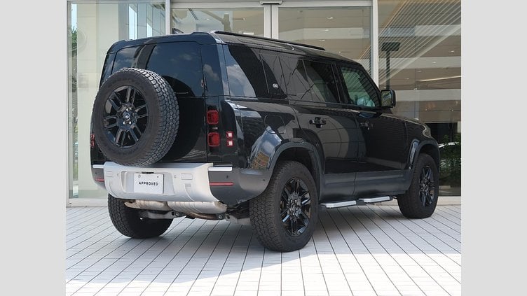 2023 認定中古車 Land Rover Defender 110 サントリーニブラック(メタリック) D300 S