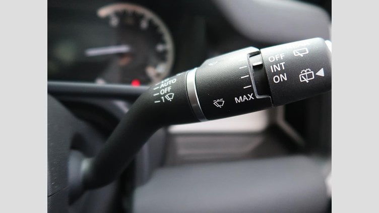 2023 認定中古車 Land Rover Defender 110 サントリーニブラック(メタリック) D300 S