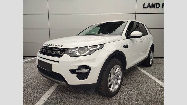 2019 JAZDENÉ VOZIDLÁ Land Rover Discovery Sport Fuji White 4x4 2.0L TD4 SE AT