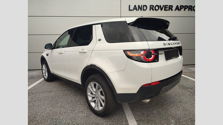 2019 JAZDENÉ VOZIDLÁ Land Rover Discovery Sport Fuji White 4x4 2.0L TD4 SE AT