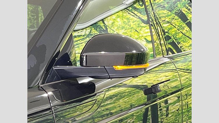 2019 認定中古車 Land Rover Range Rover Evoque Santorini Black 4WD Ｒ－ダイナミック Ｓ