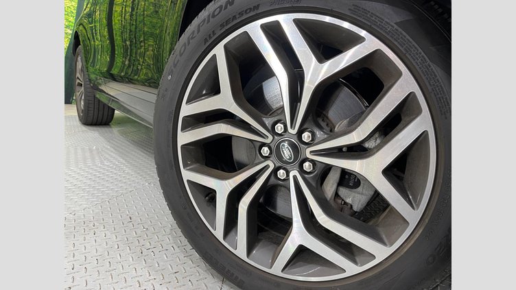 2019 認定中古車 Land Rover Range Rover Evoque Santorini Black 4WD Ｒ－ダイナミック Ｓ