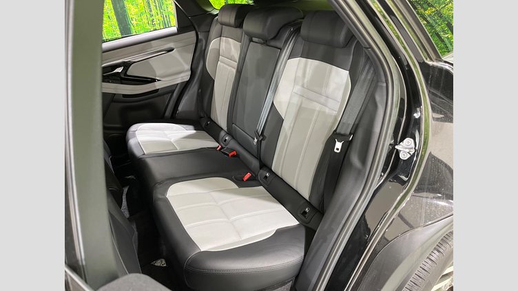 2019 認定中古車 Land Rover Range Rover Evoque Santorini Black 4WD Ｒ－ダイナミック Ｓ