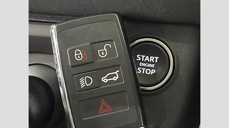 2023 認定中古車 Land Rover Defender 110 Pangea Green 4WD １１０Ｓ Ｄ３００