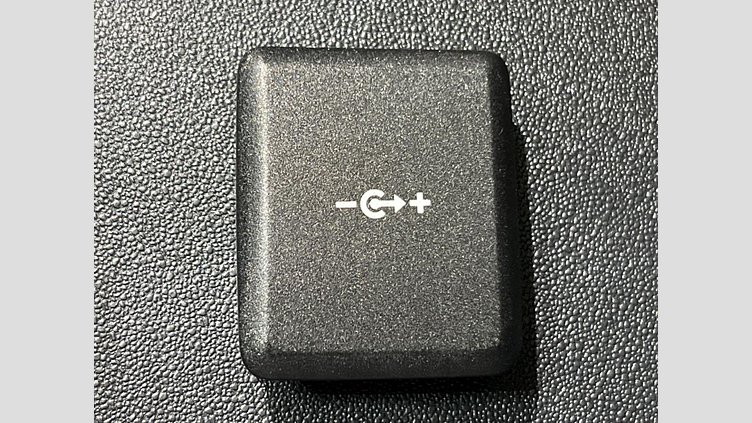 2023 認定中古車 Land Rover Defender 110 Pangea Green 4WD １１０Ｓ Ｄ３００