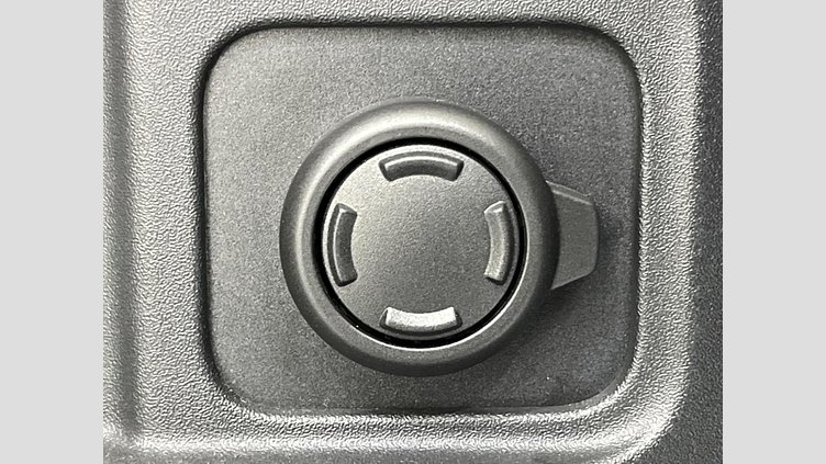 2023 認定中古車 Land Rover Defender 110 Pangea Green 4WD １１０Ｓ Ｄ３００