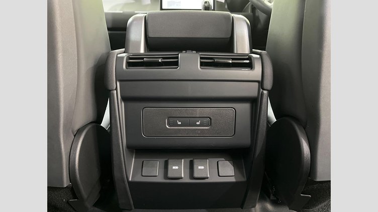 2023 認定中古車 Land Rover Defender 110 Pangea Green 4WD １１０Ｓ Ｄ３００