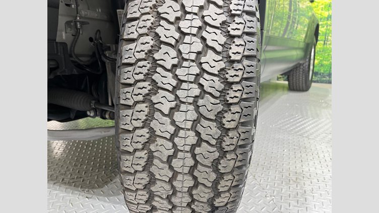 2023 認定中古車 Land Rover Defender 110 Pangea Green 4WD １１０Ｓ Ｄ３００