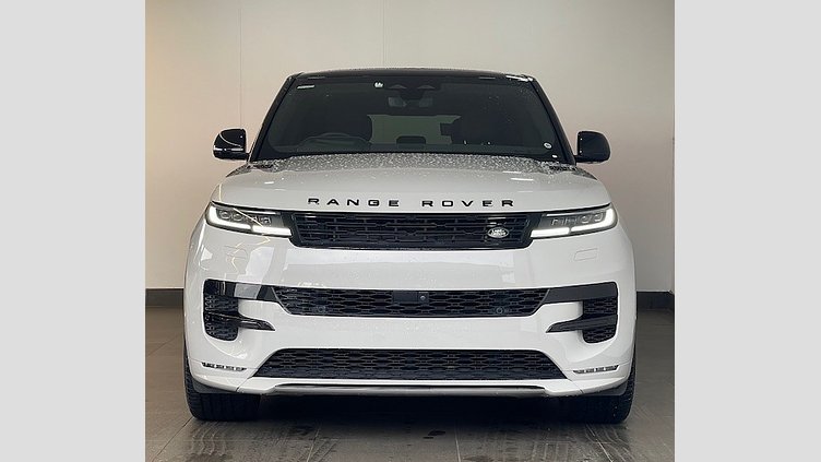 2024 Approved Land Rover Range Rover Sport Borasco Grey Engine: 3.0-litre inline-six turbodiesel with mild-hybrid technology.
Power: 258 kW (approximately 345–350 hp).
Torque: 700 Nm.
Acceleration (0–100 km/h): 5.9 seconds.
Top speed: 234 km/h.
Transmission: 8-speed automatic. RANGE ROVER SPORT 3.0D DYNAMIC