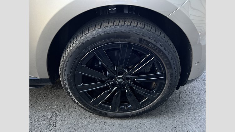 2024 認定中古車 Land Rover Range Rover バトゥミゴールド D350 AWD MHEV（AT） スタンダードホイールベース HSE