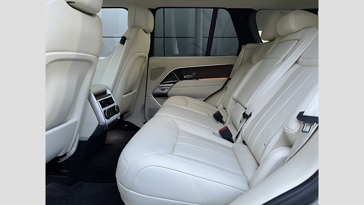 2024 認定中古車 Land Rover Range Rover バトゥミゴールド D350 AWD MHEV（AT） スタンダードホイールベース HSE