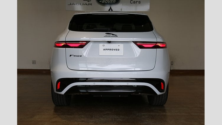 2021 認定中古車 Jaguar F-Pace ユーロンホワイト 2.0P R-DYNAMIC SE