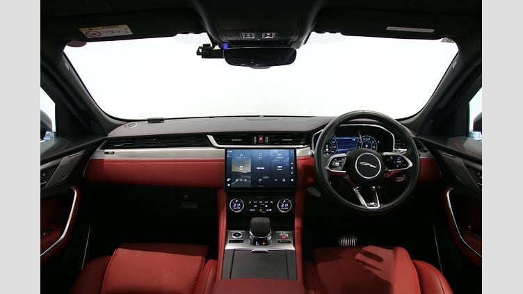2021 認定中古車 Jaguar F-Pace ユーロンホワイト 2.0P R-DYNAMIC SE