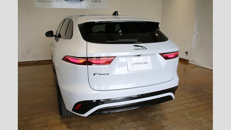 2021 認定中古車 Jaguar F-Pace ユーロンホワイト 2.0P R-DYNAMIC SE