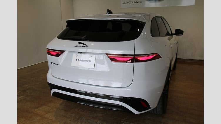 2021 認定中古車 Jaguar F-Pace ユーロンホワイト 2.0P R-DYNAMIC SE