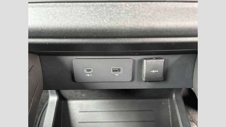 2024 認定中古車 Land Rover Defender 110 Santorini Black 525P V8 V8