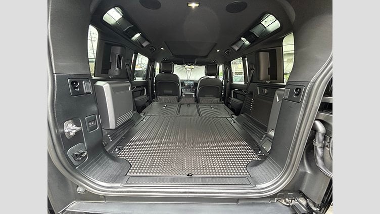 2024 認定中古車 Land Rover Defender 110 Santorini Black 525P V8 V8