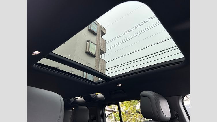 2024 認定中古車 Land Rover Defender 110 Santorini Black 525P V8 V8