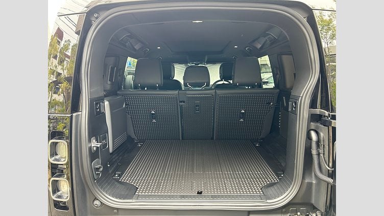 2024 認定中古車 Land Rover Defender 110 Santorini Black 525P V8 V8