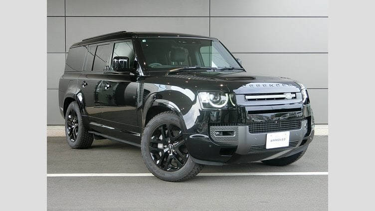 2024 認定中古車 Land Rover Defender 130 サントリーニブラック D350 ディーゼルマイルドハイブリッド Outbound