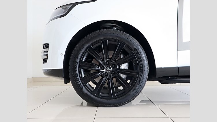 2023 Approved Land Rover Range Rover Fuji White AWD D350 HSE