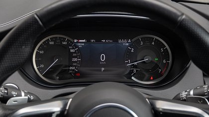 E-Pace 12