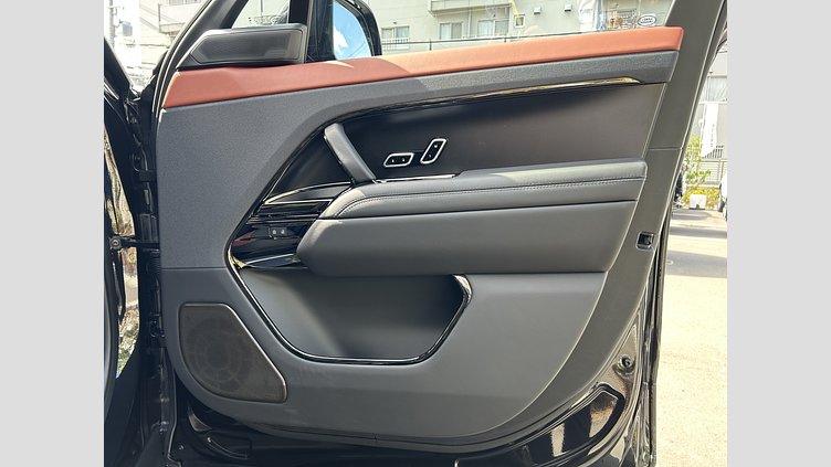 2024 認定中古車 Land Rover Range Rover Sport Obsidian Black - Acabado brillante P635　EDITONE　ONE SV　