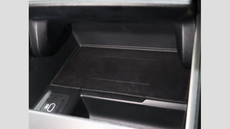 2024 認定中古車 Land Rover Range Rover Velar Fuji White AWD Dynamic SE D200