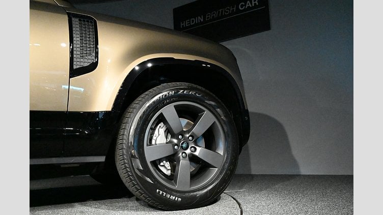 2025 Ny Land Rover Defender 110 Gondwana Stone AWD 110 P300e X-Dynamic SE
