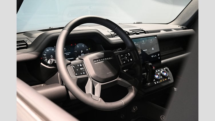 2025 Ny Land Rover Defender 130 Silicon Silver AWD P300e X-Dynamic SE