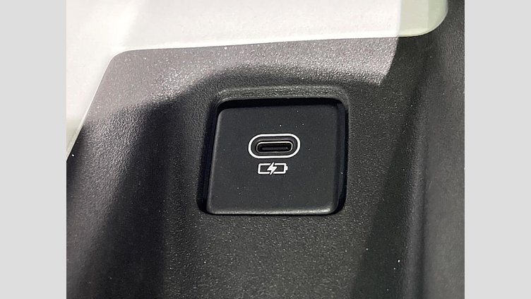 2023 認定中古車 Land Rover Defender 110 Santorini Black 4WD S