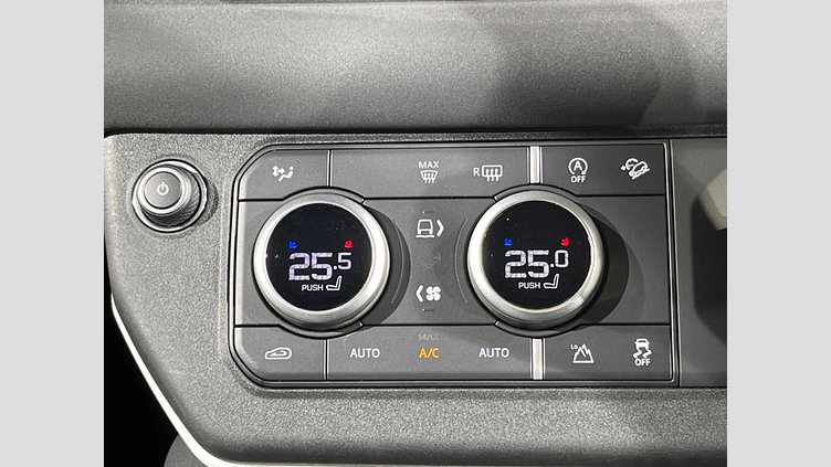 2023 認定中古車 Land Rover Defender 110 Santorini Black 4WD S