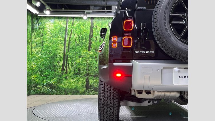 2023 認定中古車 Land Rover Defender 110 Santorini Black 4WD S